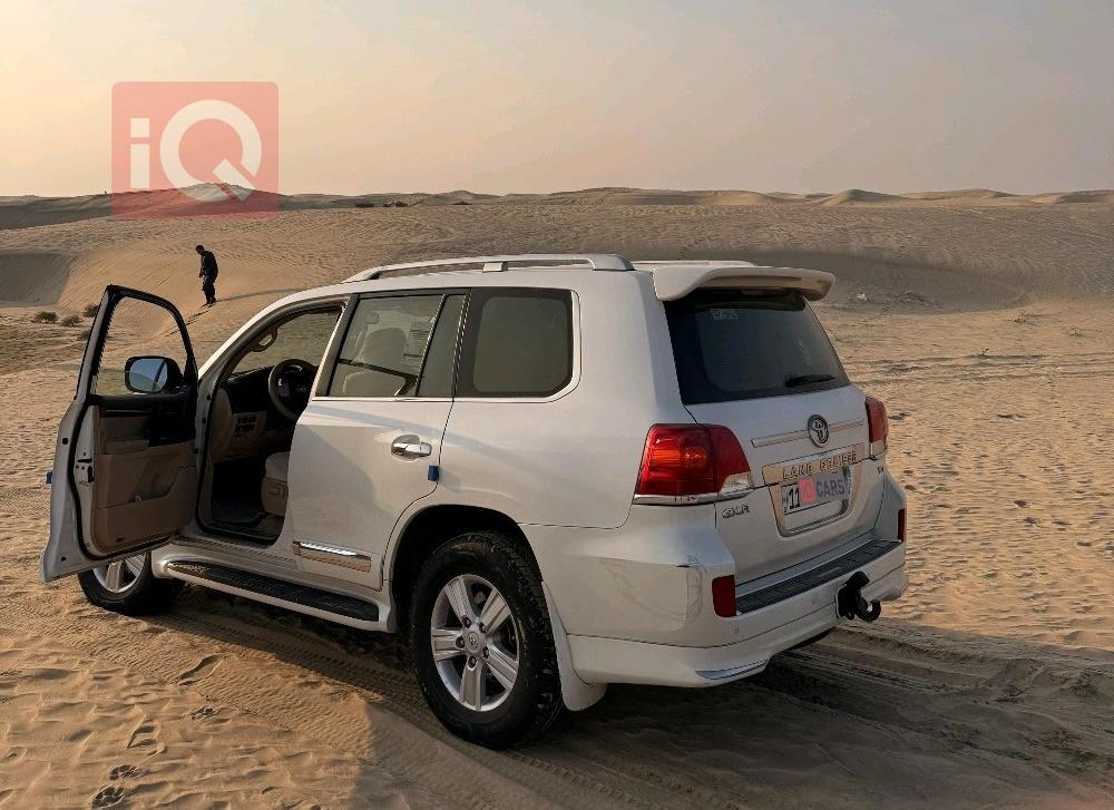 تويوتا لاندكروزر